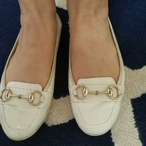 authentic Gucci white patent horsebit loafers sz10